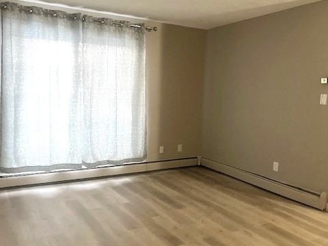 Confederation Park Apartments I & II - Photo 5 of 15