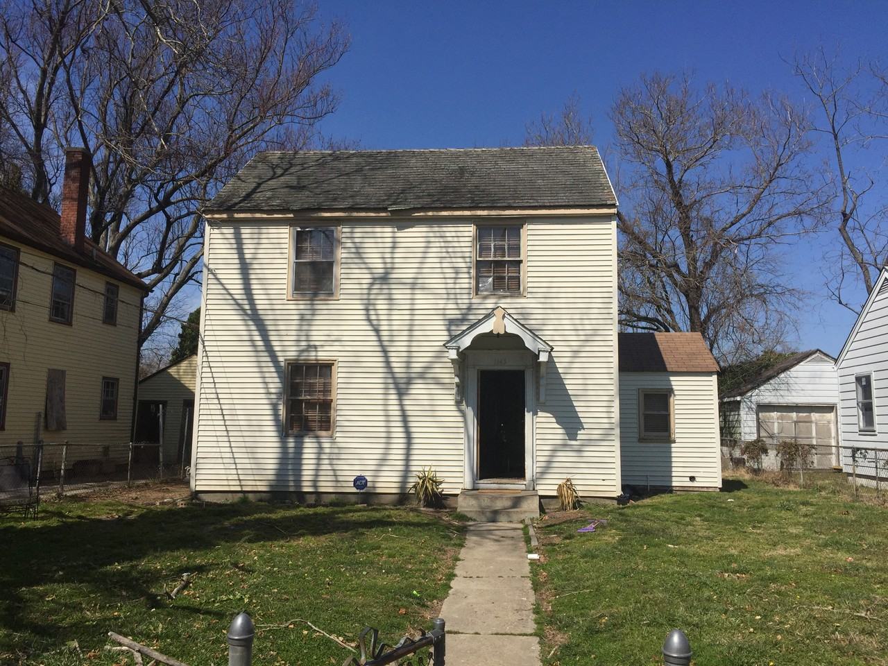 1143 18th St - Photo 2 of 11