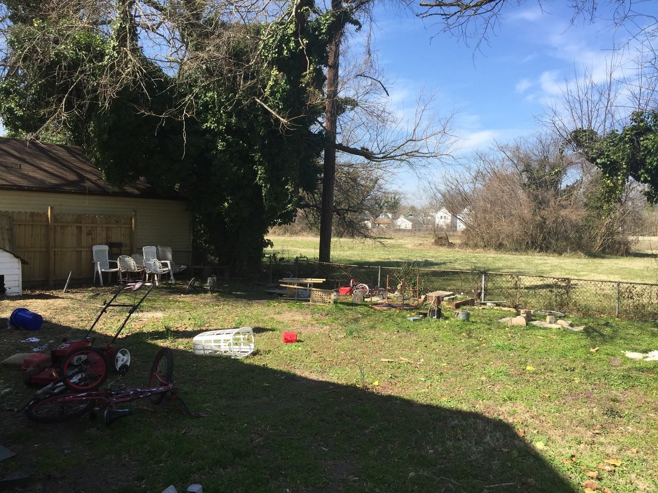 1143 18th St - Photo 3 of 11