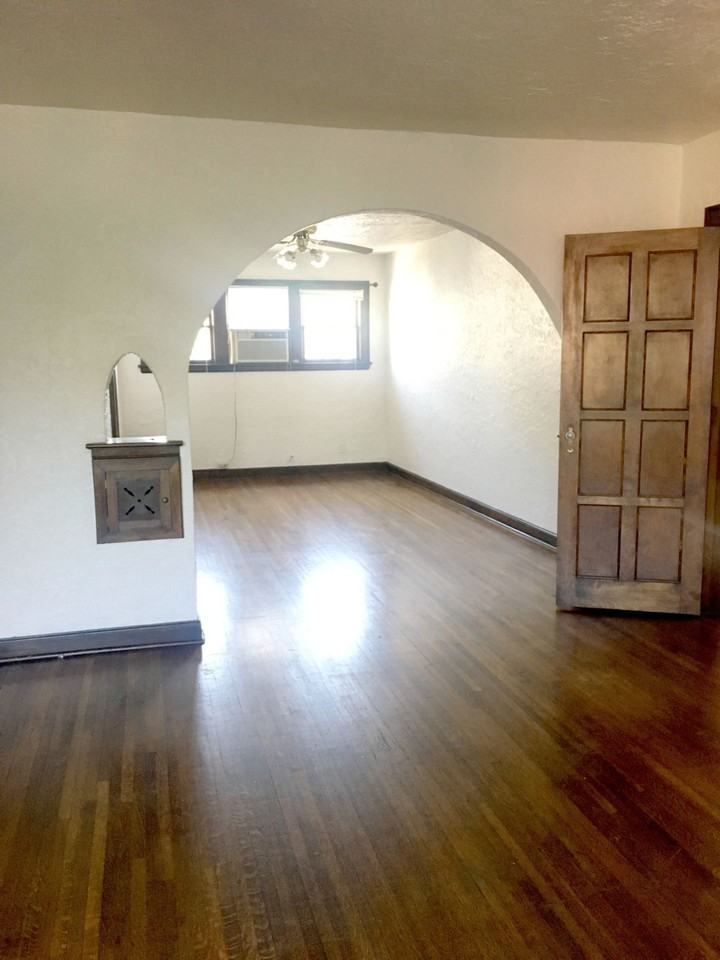 Buckingham Manor Apartments - Photo 5 of 34