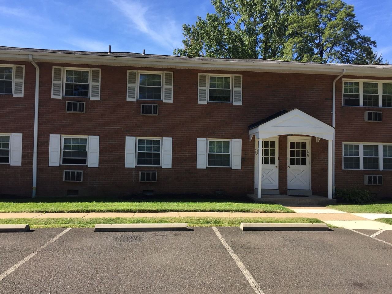 Valley Green Apartments - Photo 4 of 22