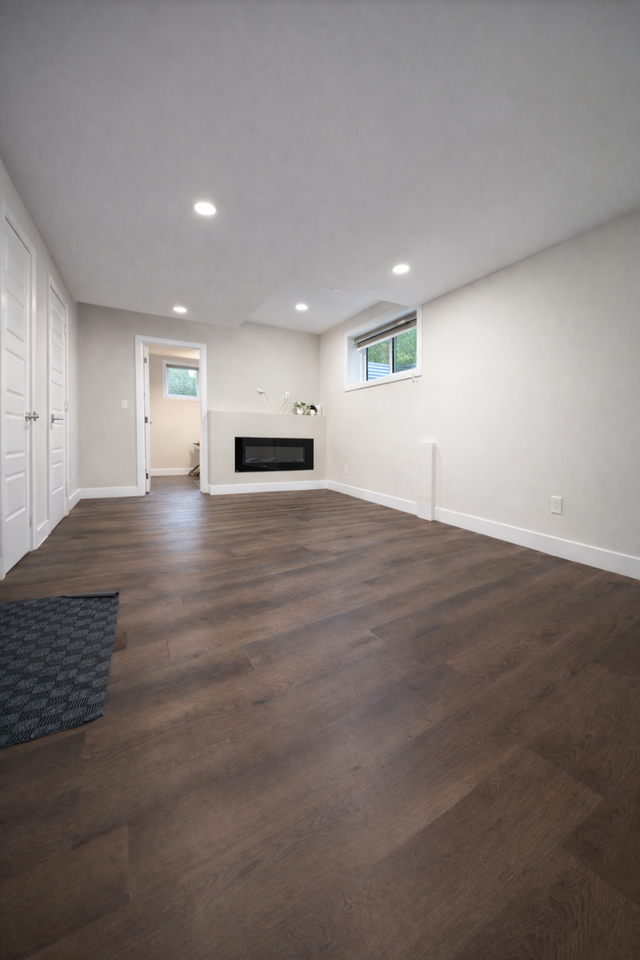 1506 Erker Link Nw - Photo 4 of 8