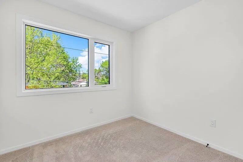 Beautiful 8 - Photo 5 of 43