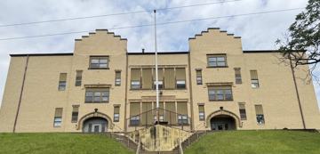 featured image of 839 Michigan Ave