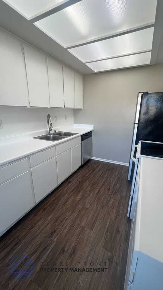 2424 S. Leland St. - Photo 3 of 15