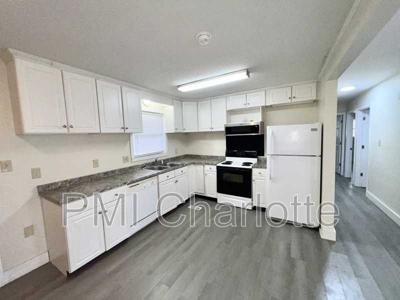 3740 Branding Iron Dr - Photo 5 of 11