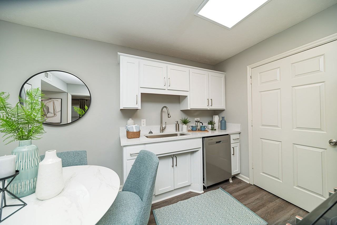 Vetra Providence - Photo 2 of 18