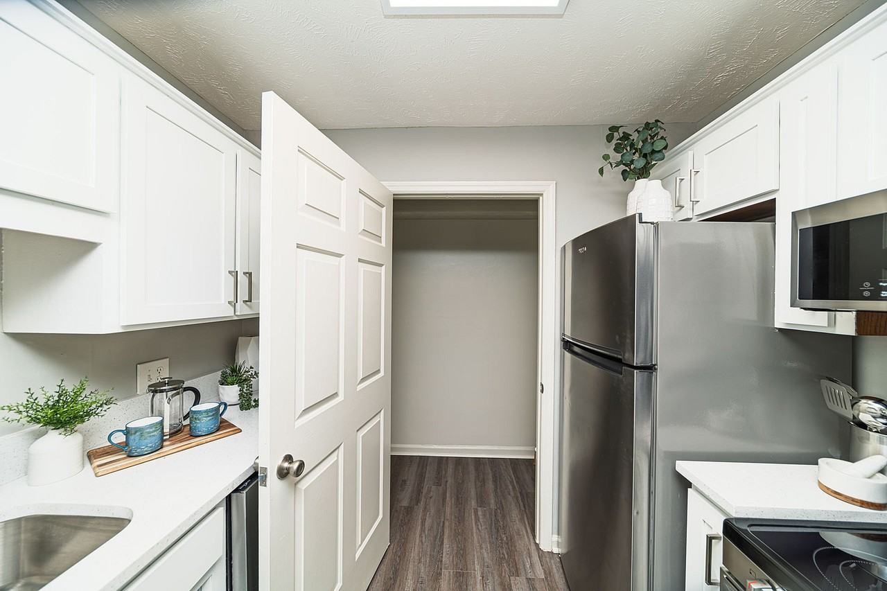 Vetra Providence - Photo 4 of 18