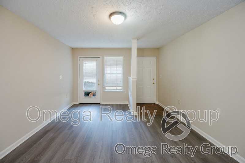 156 Patton St W #V - Photo 5 of 23