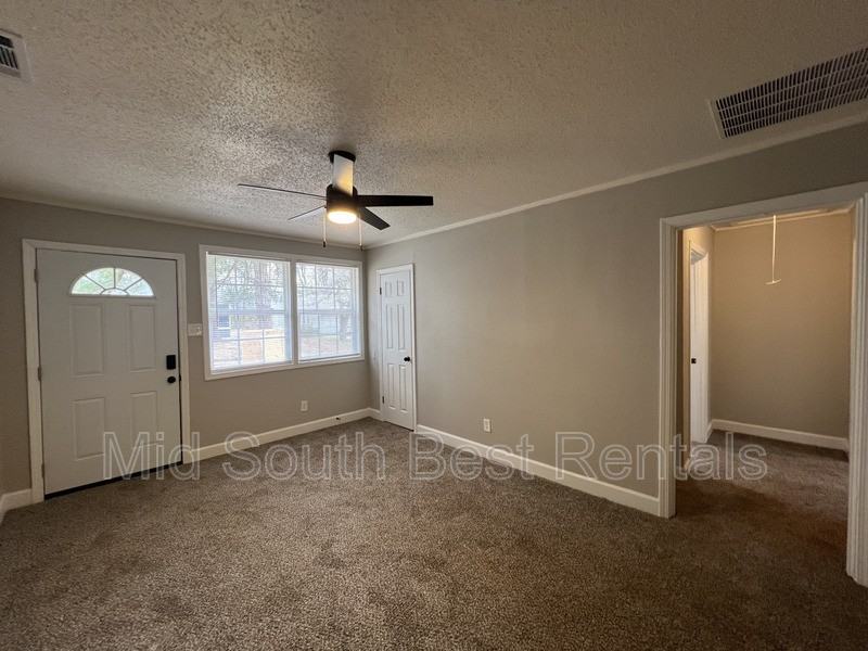 3051 Waynoka Ave - Photo 3 of 12