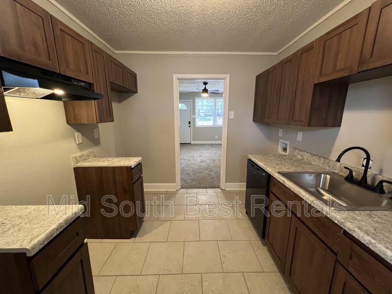 3051 Waynoka Ave - Photo 4 of 12