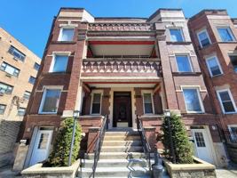 featured image of 6717 N Sheridan Rd #1SB