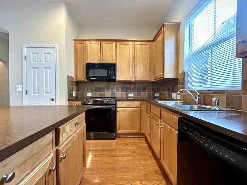 6533 Old Magnolia Ln - Photo 6 of 19