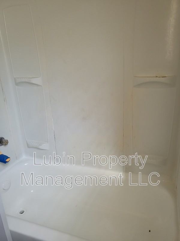 665 Whiterock Ave - Photo 7 of 9