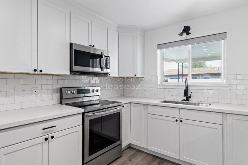 4724 E Hubbell St - Photo 3 of 26