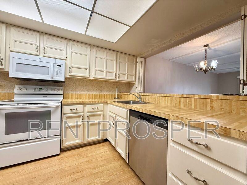 4135 Player Cir #523 - Photo 3 of 18