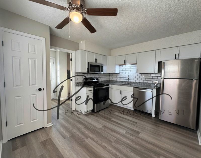 105 Sw 20th St #C - Photo 5 of 12