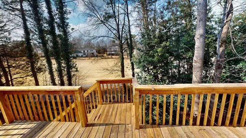 710 Stallings Rd - Photo 2 of 24