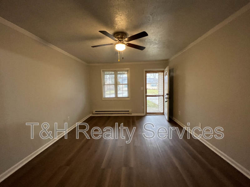 10405 Kiowa Dr - Photo 5 of 17