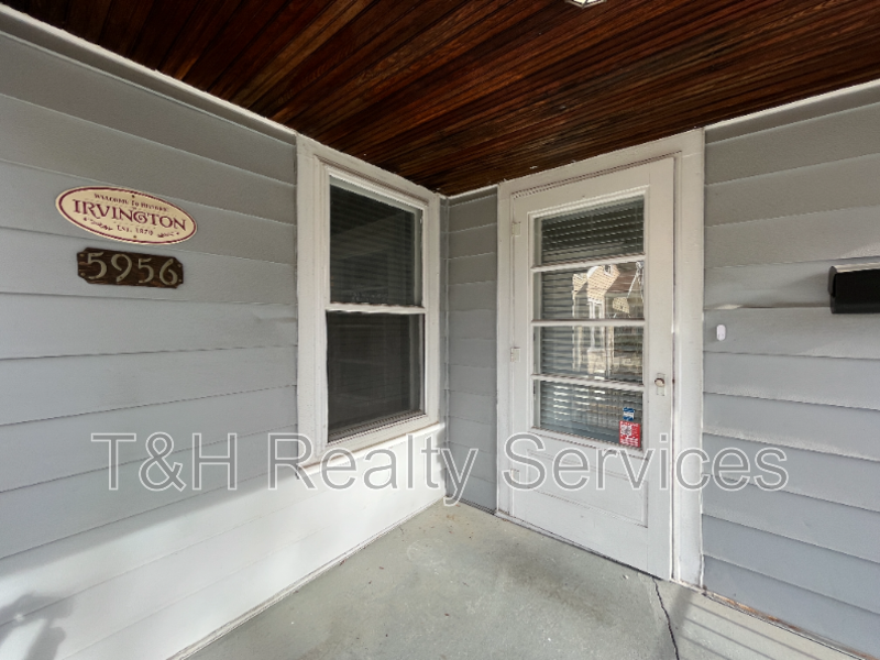 5956 Beechwood Ave - Photo 3 of 24