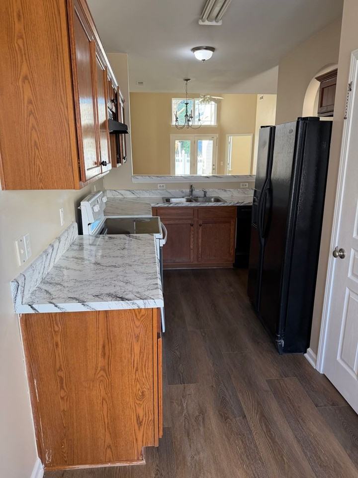 2518 Asher View Ct - Photo 4 of 14