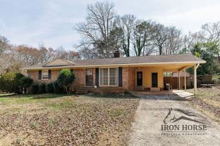 190 Brentwood Dr - Photo 1 of 1