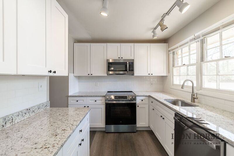 190 Brentwood Dr - Photo 6 of 28