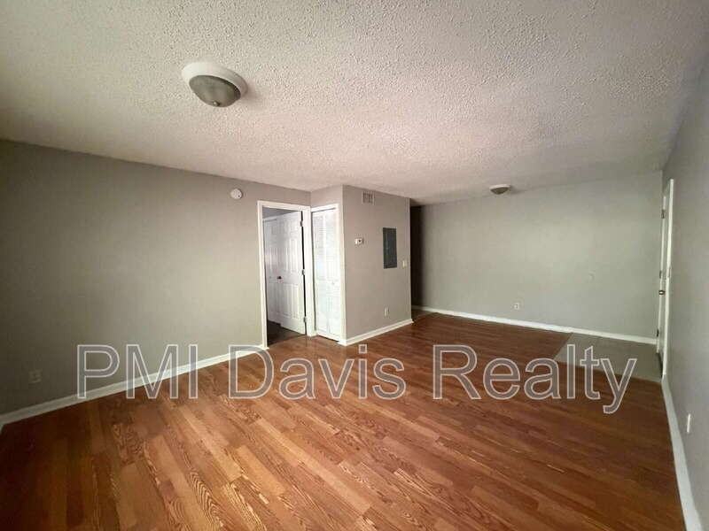 1845 Lindberg Dr #20 - Photo 3 of 24