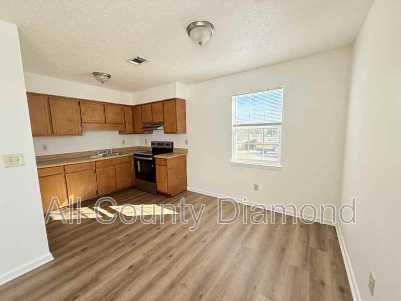 130 Beulah Ave #8 - Photo 2 of 8