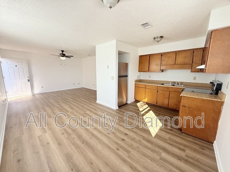 130 Beulah Ave #8 - Photo 3 of 8