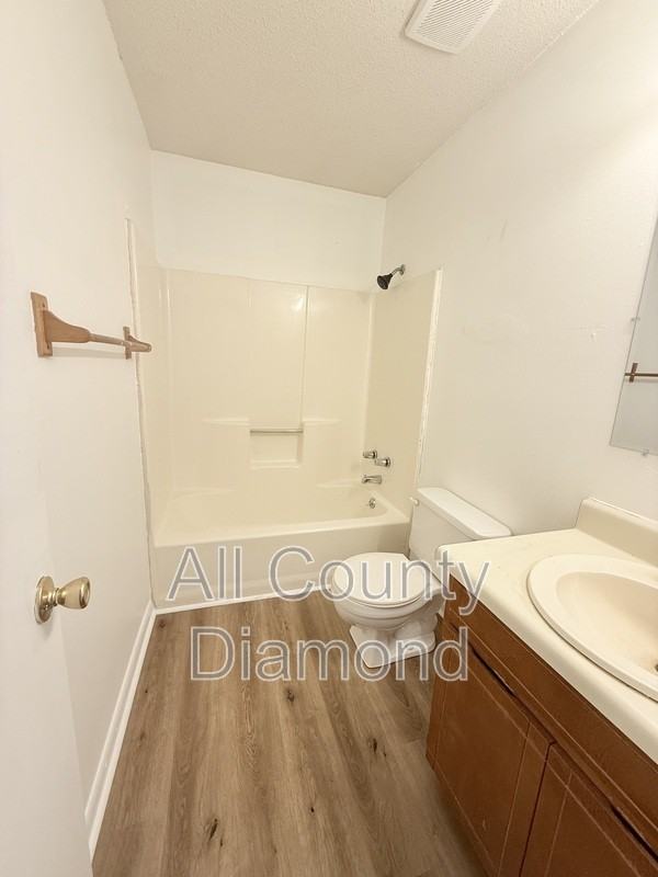 130 Beulah Ave #8 - Photo 6 of 8