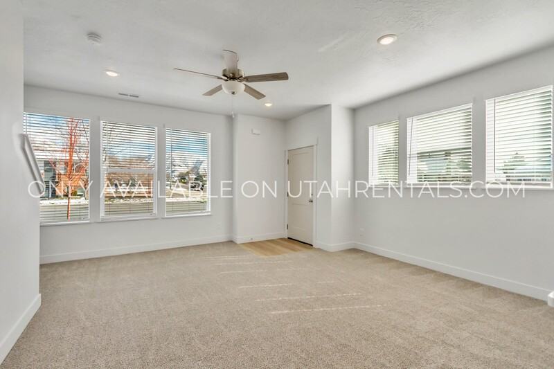 799 Se - Photo 3 of 27