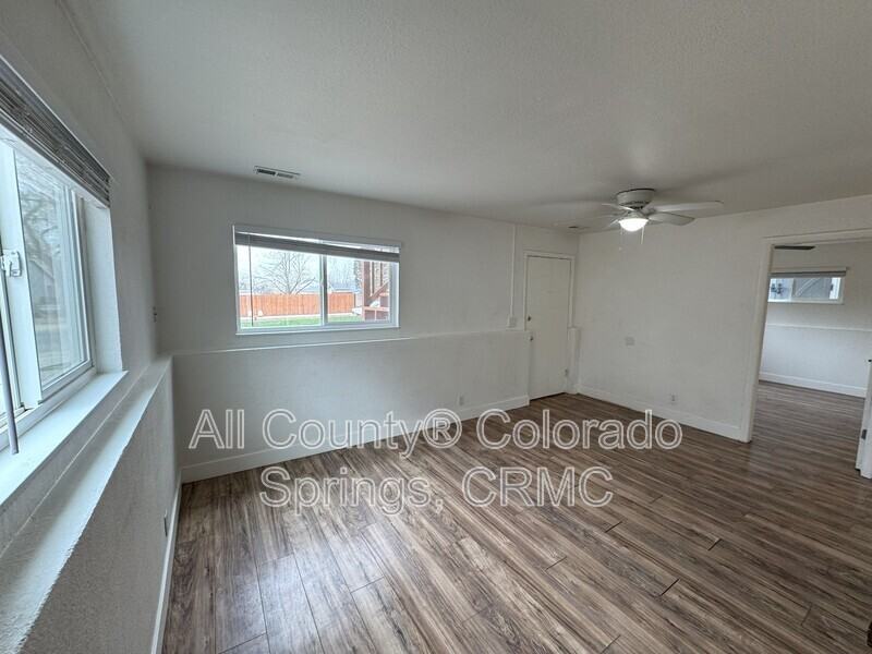 1340 Westend Ave - Photo 5 of 19