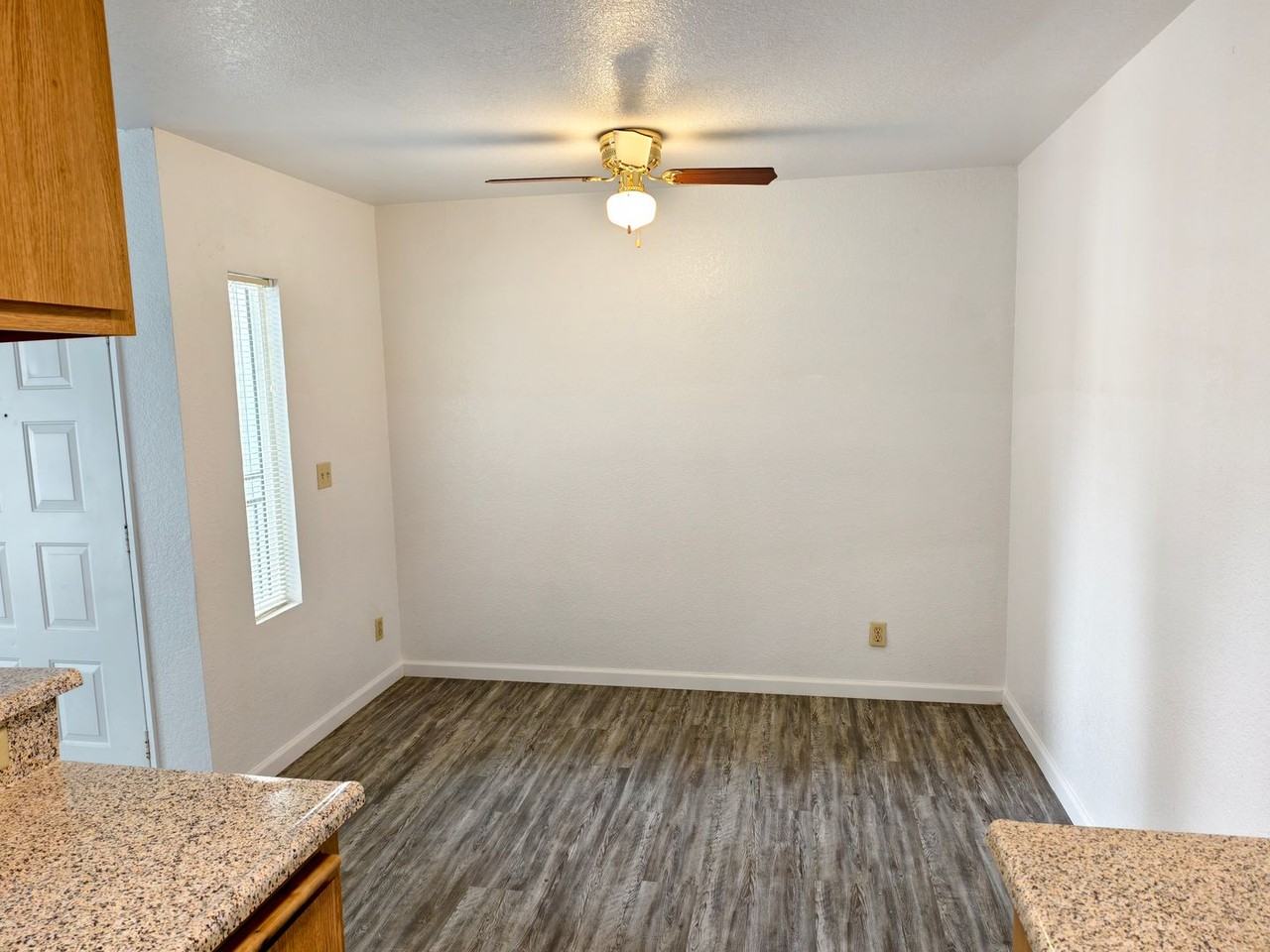 Sunrise Oaks Apartments - Photo 7 of 21