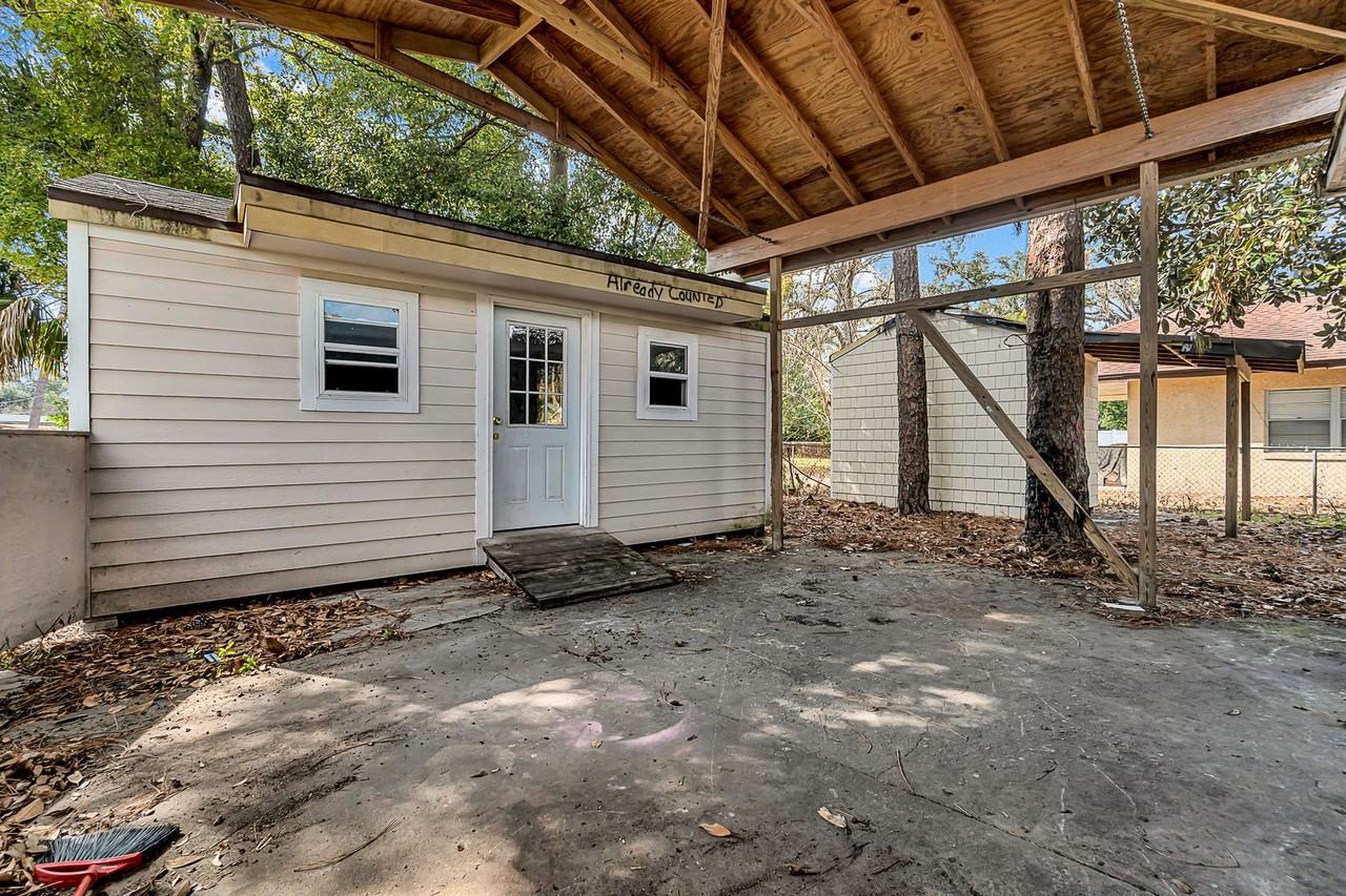 3448 Inwood Cir E - Photo 6 of 6