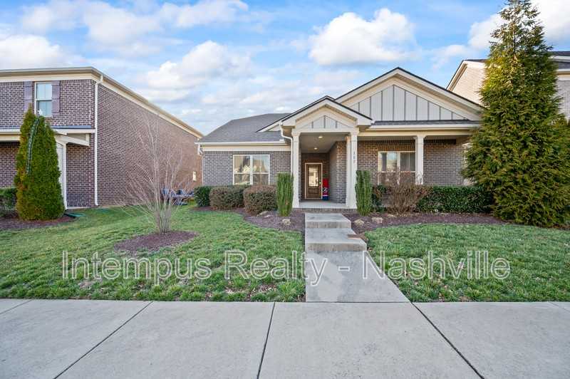 107 Wynfield Blvd - Photo 2 of 33