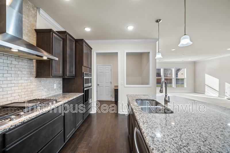 107 Wynfield Blvd - Photo 7 of 33