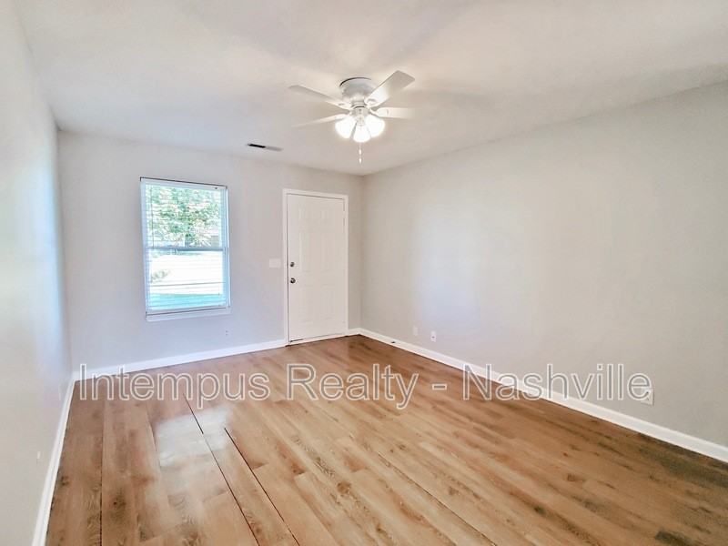 1241 Matterhorn Run - Photo 4 of 29