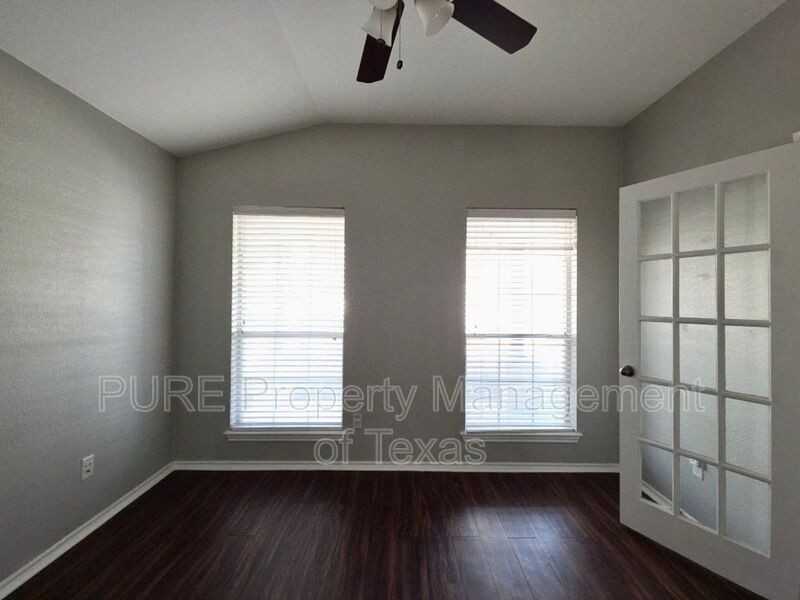 1817 Marcus Abrams Blvd - Photo 4 of 22