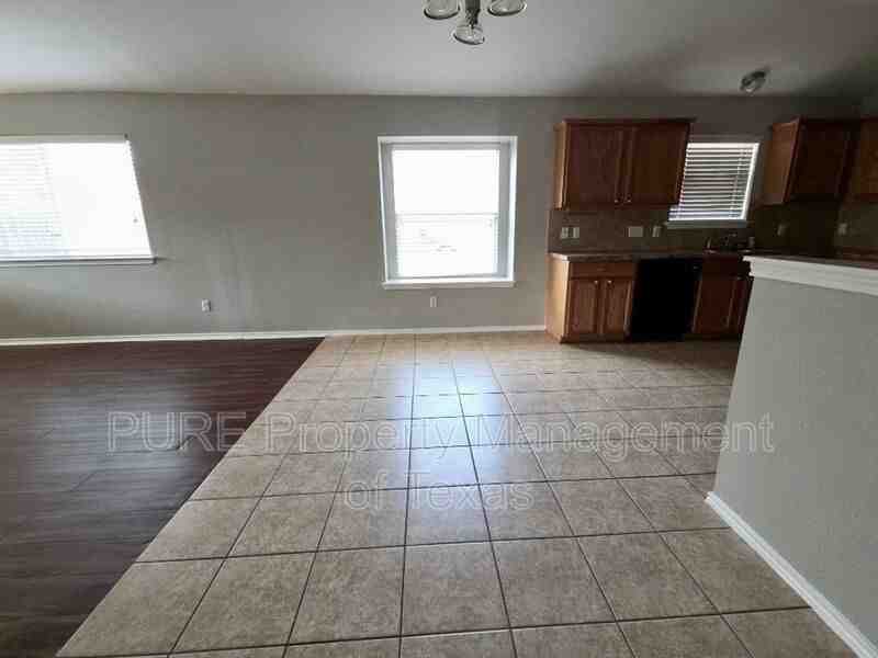 1817 Marcus Abrams Blvd - Photo 7 of 22