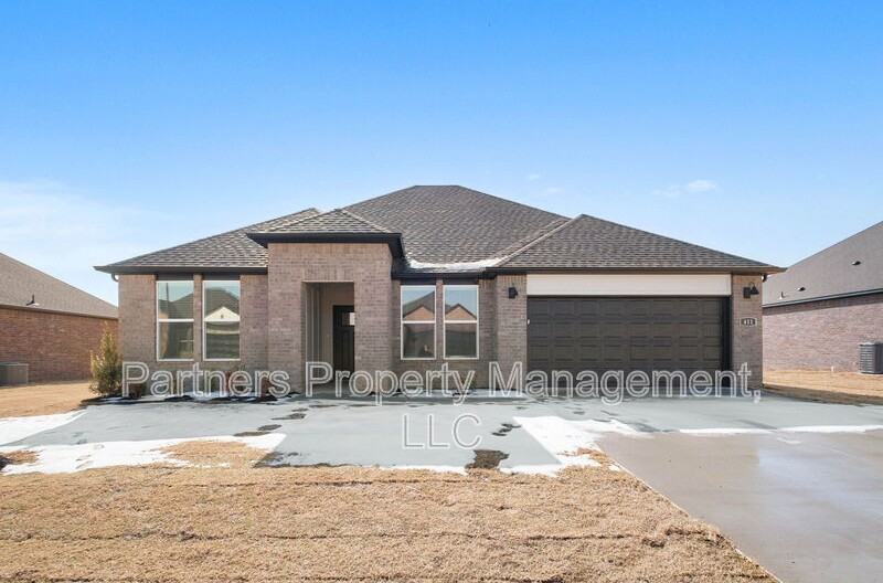 411 W Taverner Xing - Photo 2 of 23