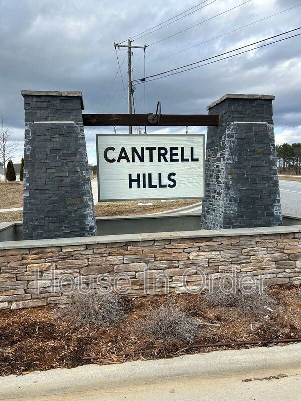 41 Silverthorne Ct - Photo 2 of 36