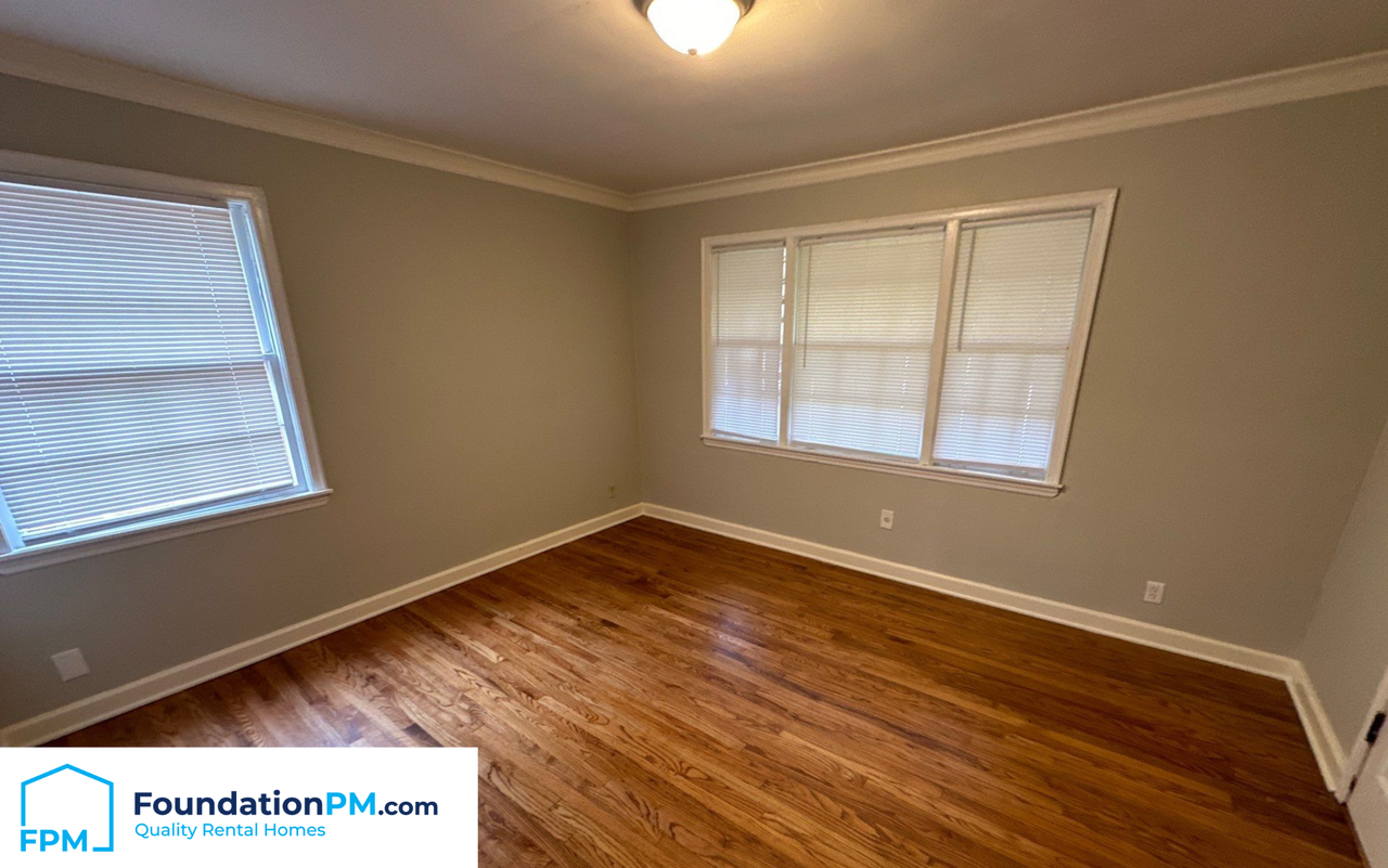 3324 Rosamond Avenue - Photo 6 of 9