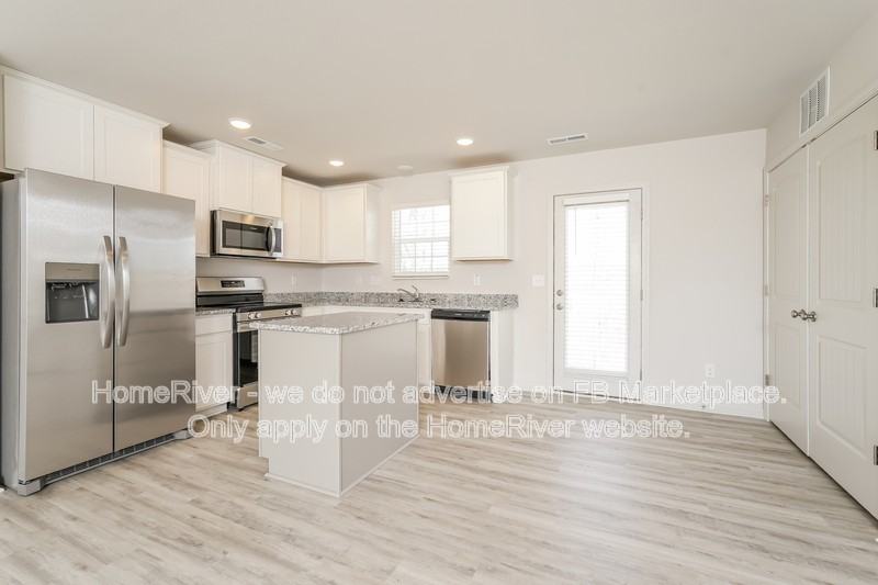 2821 Carrollwood Dr - Photo 6 of 22