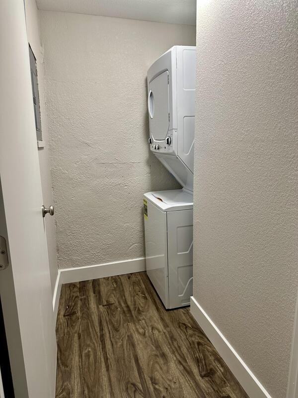 1231 Ohio St - Photo 5 of 12