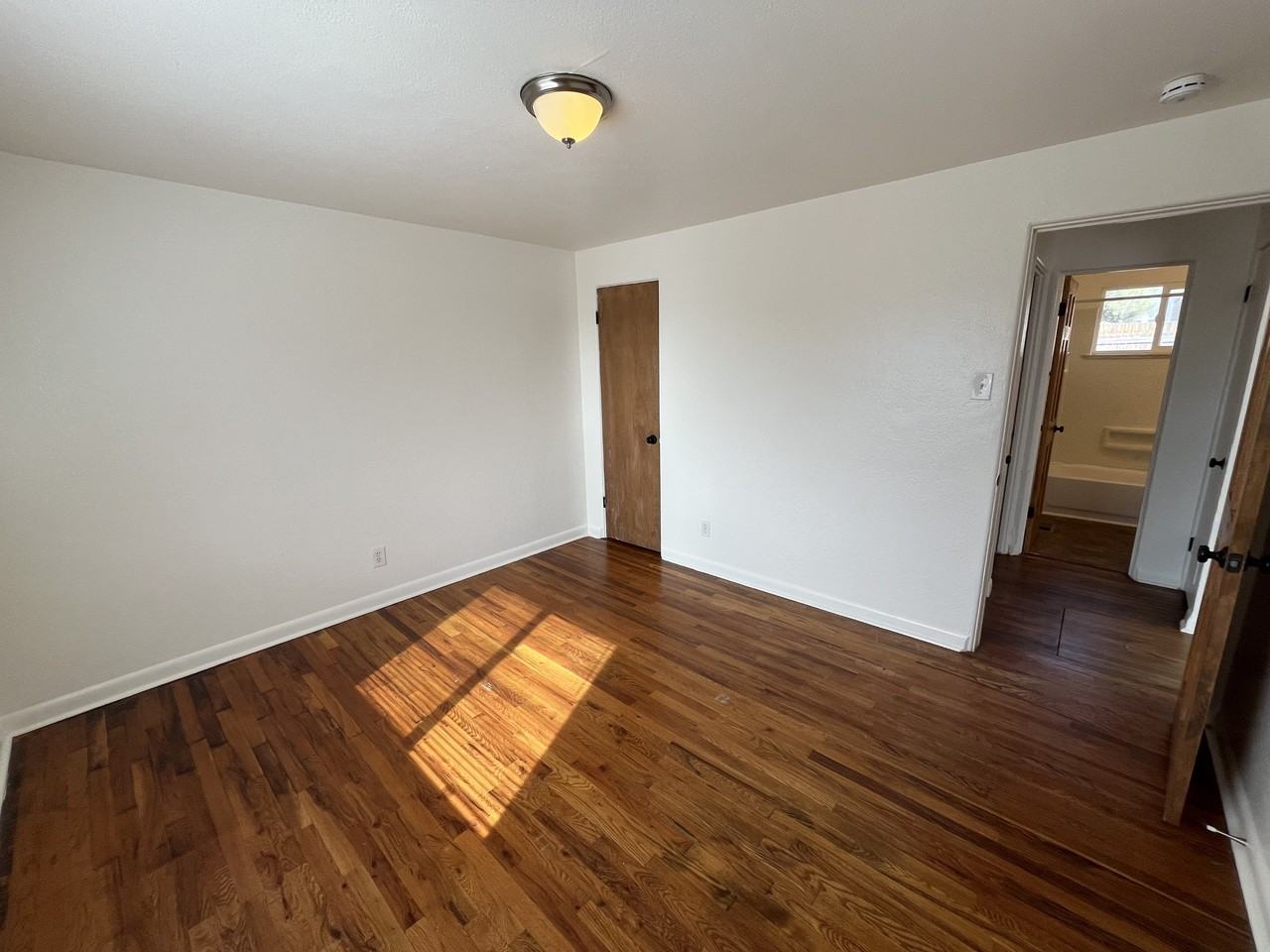 1675 VANCE ST - Photo 5 of 12