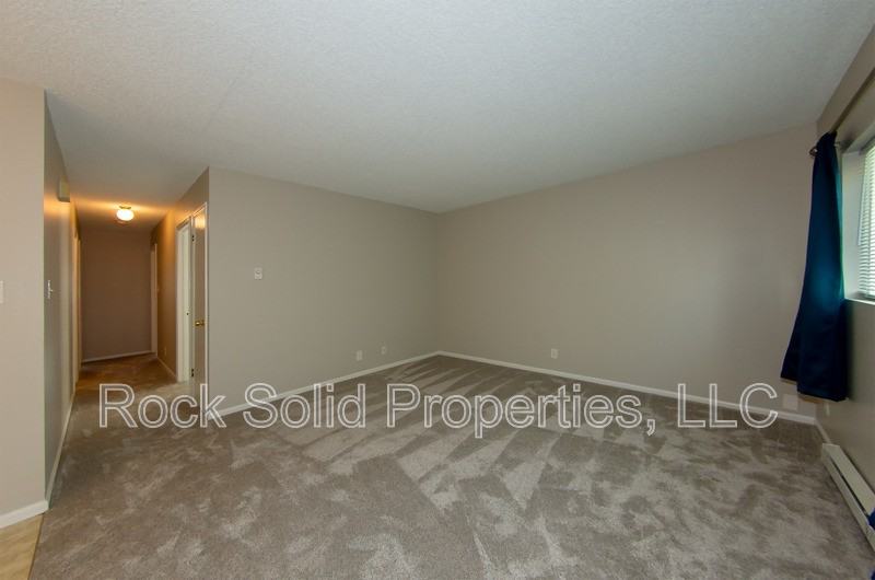 714 Dell Range Blvd - Photo 3 of 27