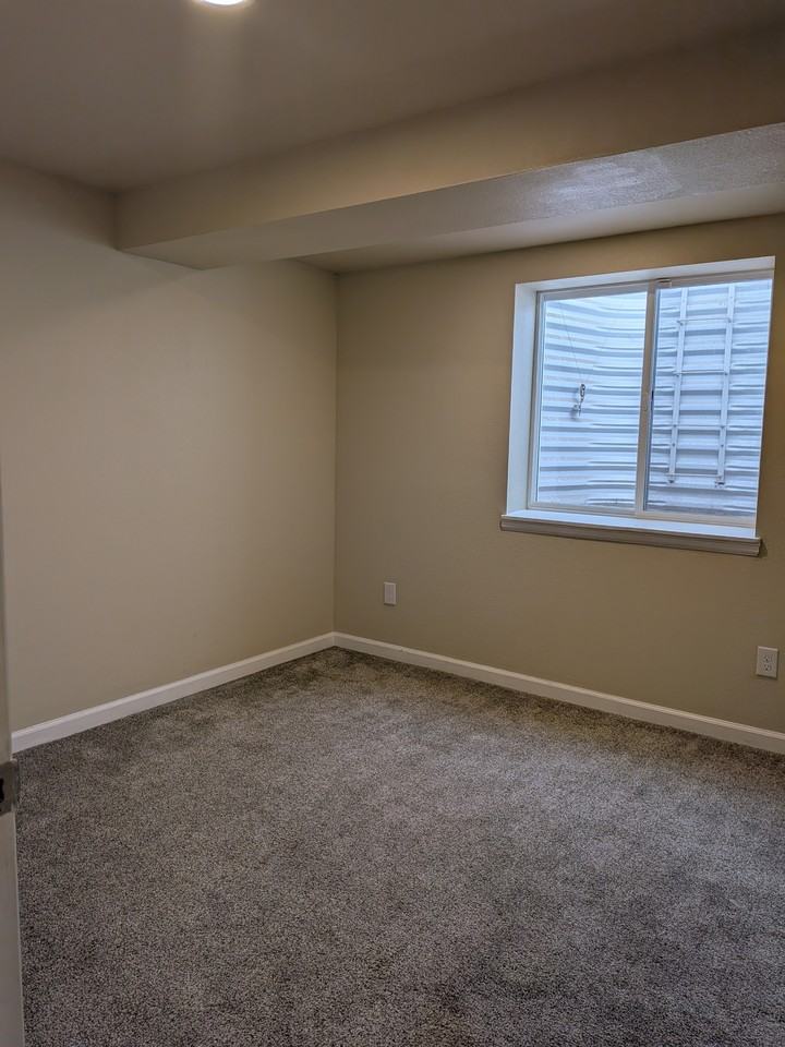 559 Jessup Street - Photo 7 of 14