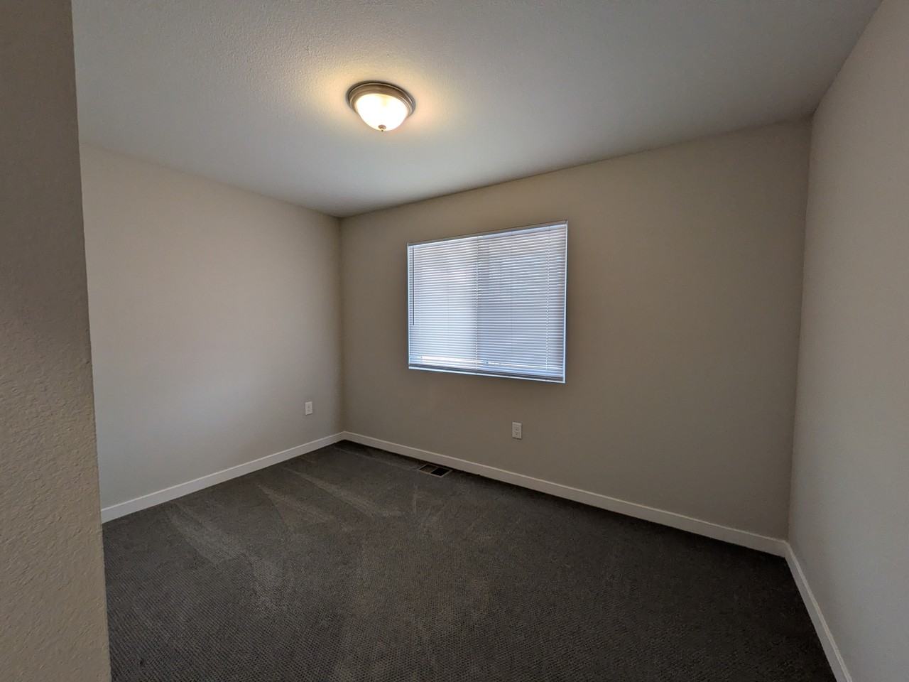 301 North 5th Avenue - Photo 4 of 40