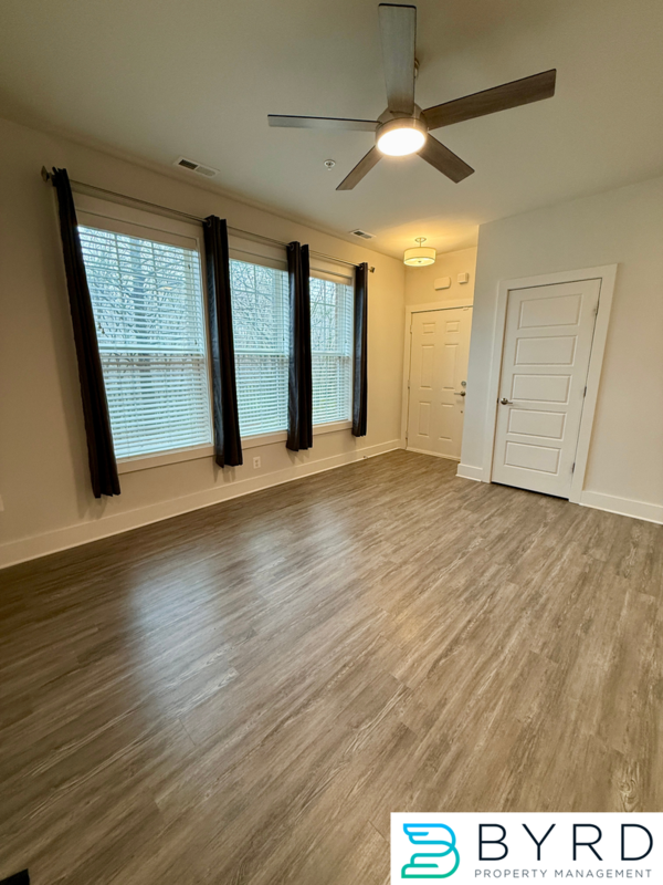 4330 Saunders Station Loop #A - Photo 4 of 32